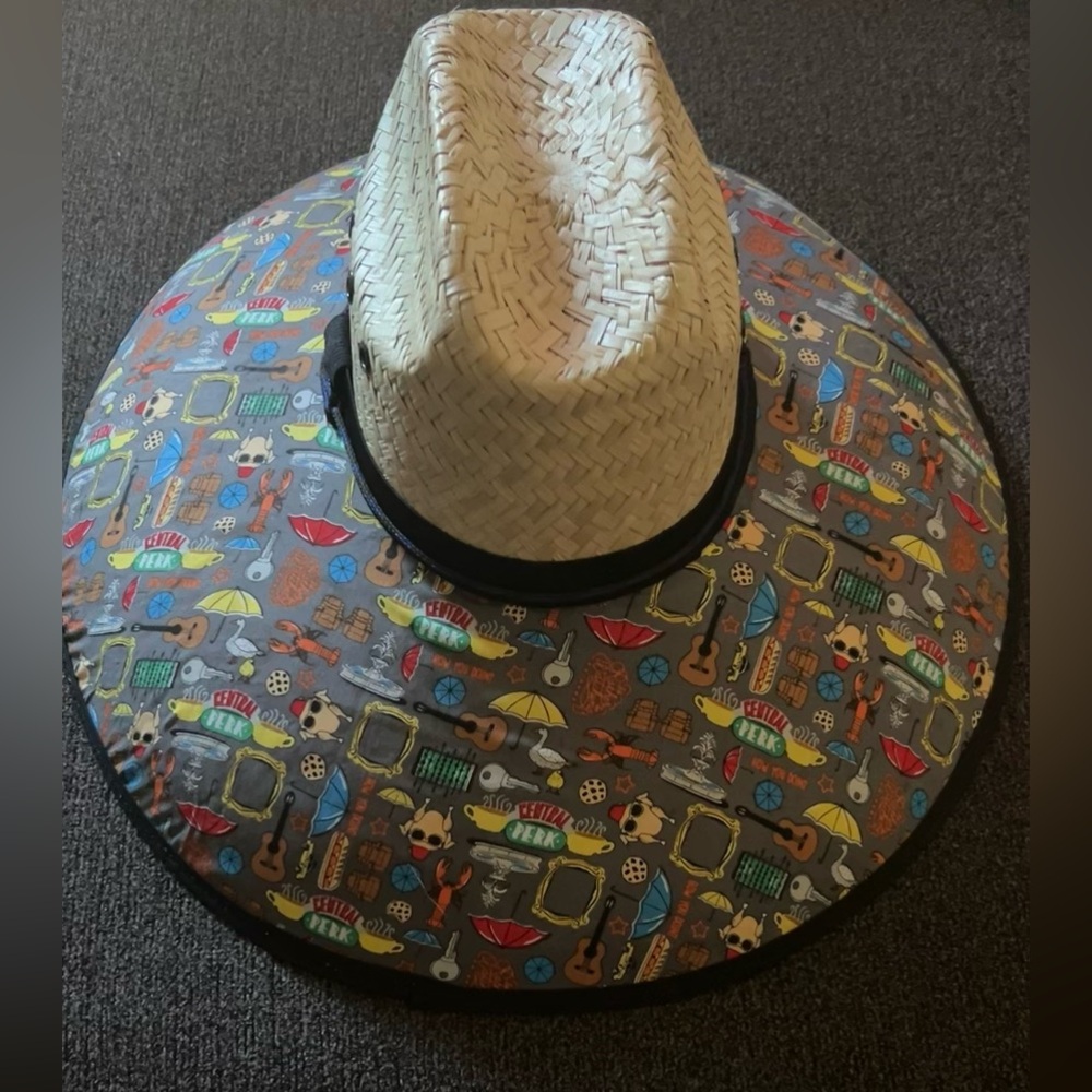 NEW Rare F.r.i.e.n.d.s Palm Sombrero - $50 (Firm)
